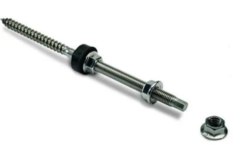 Et stokskrue sæt fra Novategra med sekskantede 7 AF, der bruges til at monterer tømmer til C-skinne, bundplade eller skrue broer