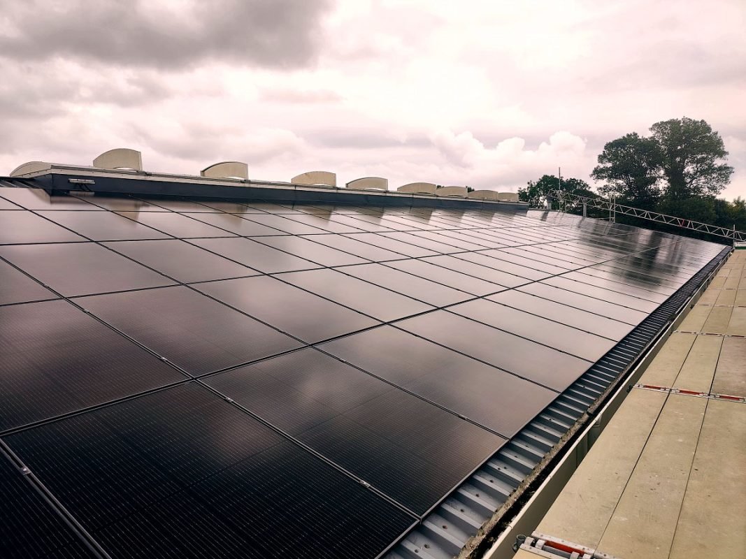 Peugeot servicevaerksted tag 5